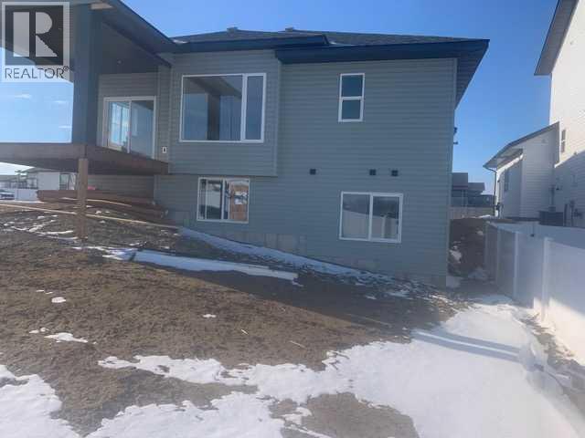 2 Aura Drive, Blackfalds, Alberta  T4M 0N3 - Photo 3 - A2303540