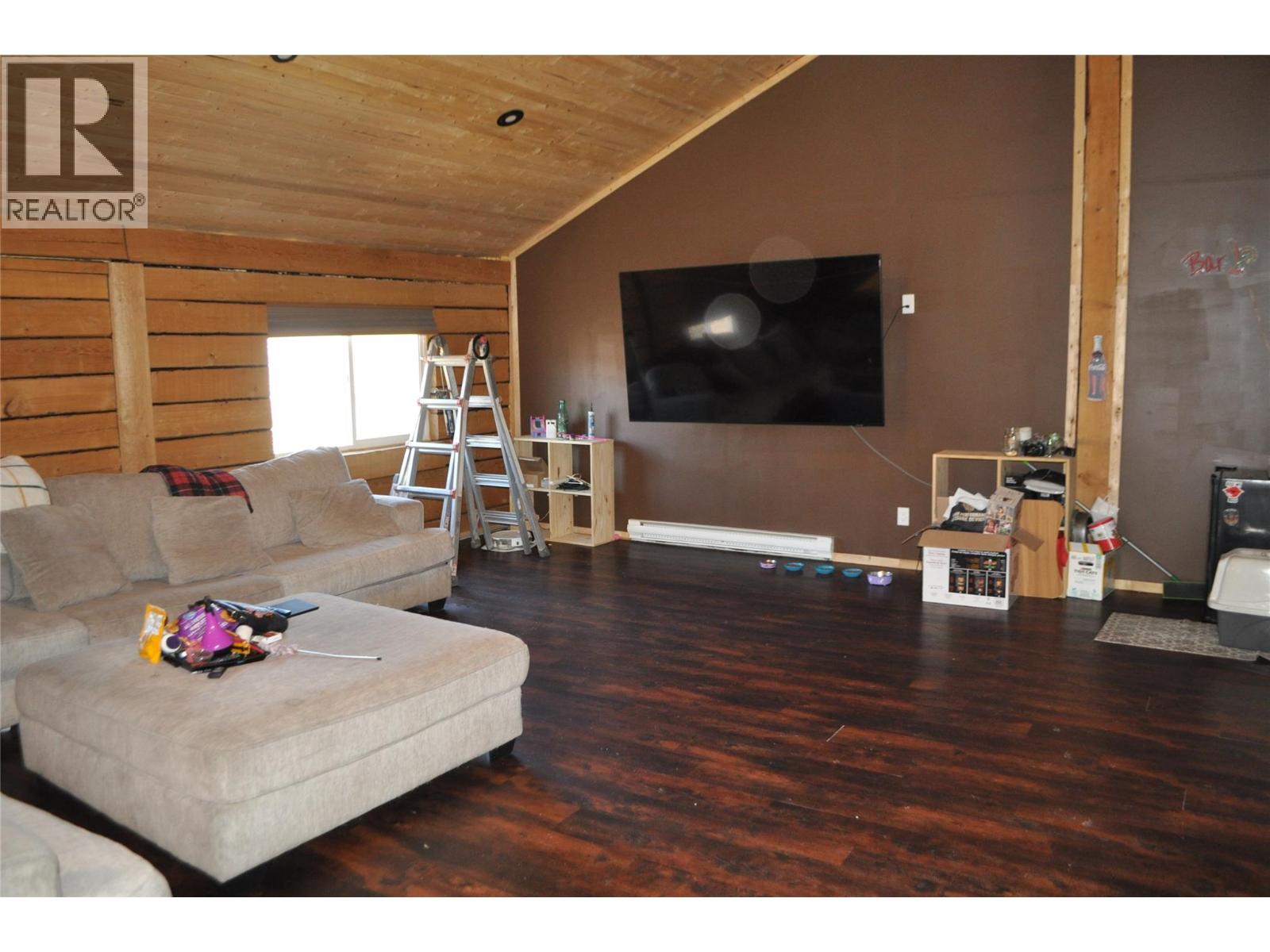 3903 Monte Lake Road, Kamloops, British Columbia  V0E 2N0 - Photo 9 - 10383305