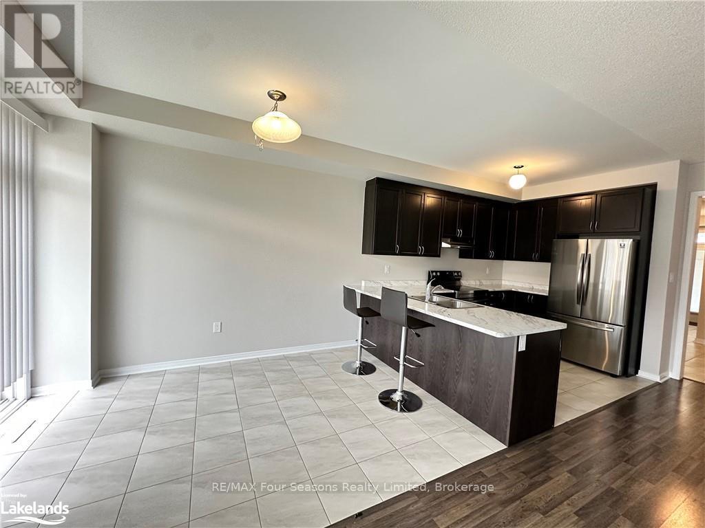 7 Bailey Street, Collingwood, Ontario  L9Y 2L5 - Photo 10 - S13021656