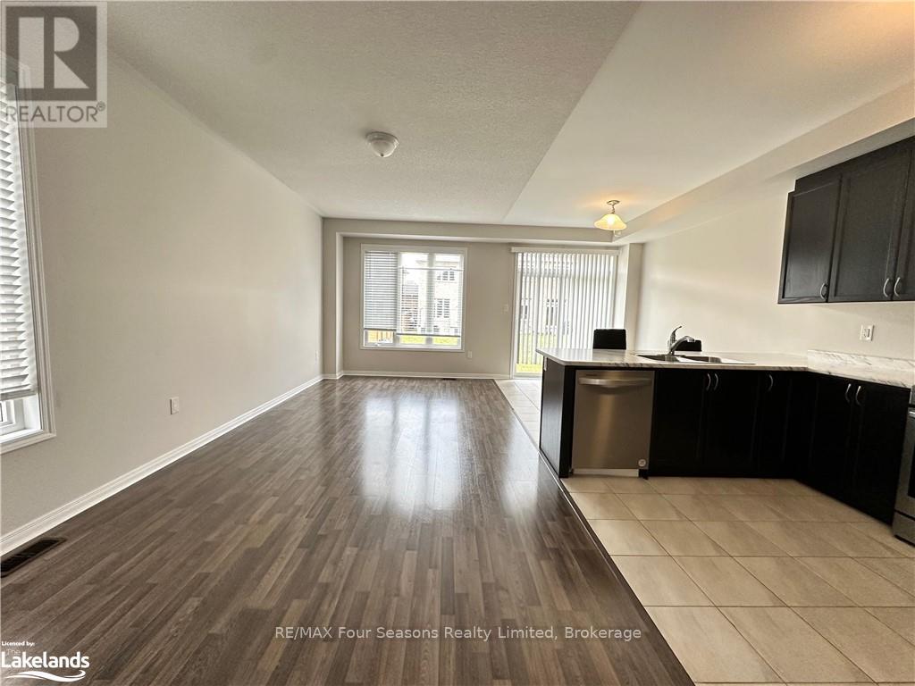 7 Bailey Street, Collingwood, Ontario  L9Y 2L5 - Photo 12 - S13021656