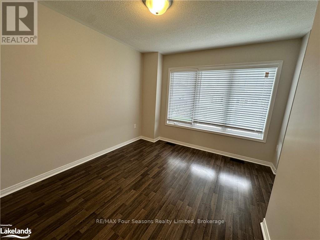 7 Bailey Street, Collingwood, Ontario  L9Y 2L5 - Photo 13 - S13021656