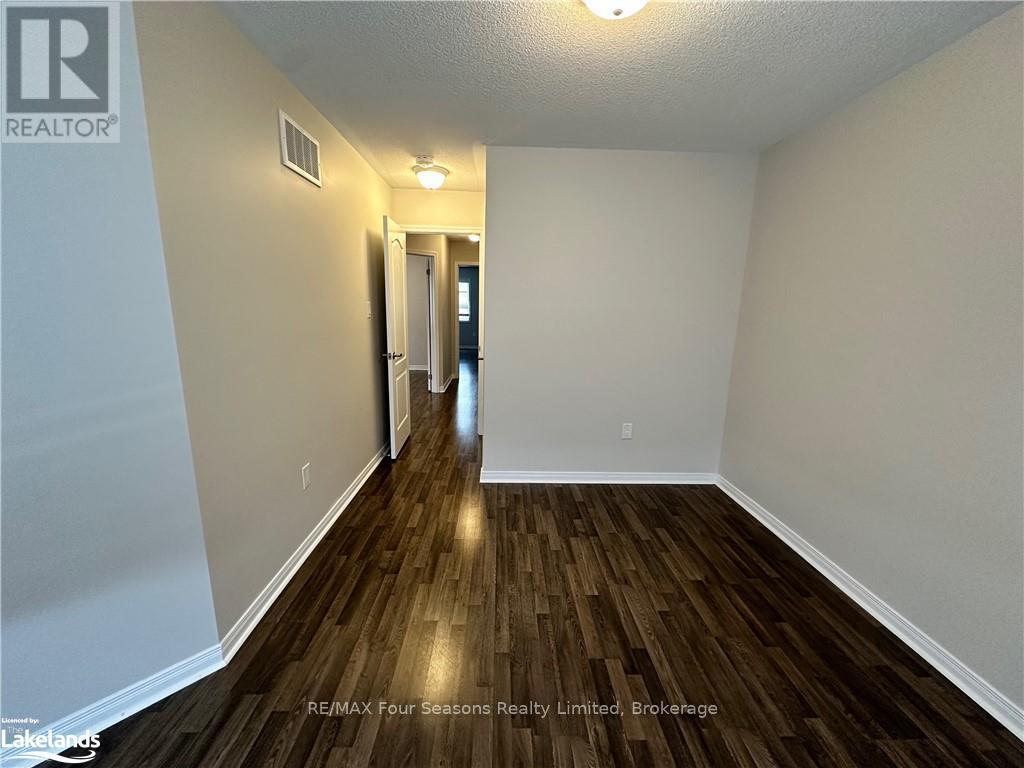 7 Bailey Street, Collingwood, Ontario  L9Y 2L5 - Photo 14 - S13021656