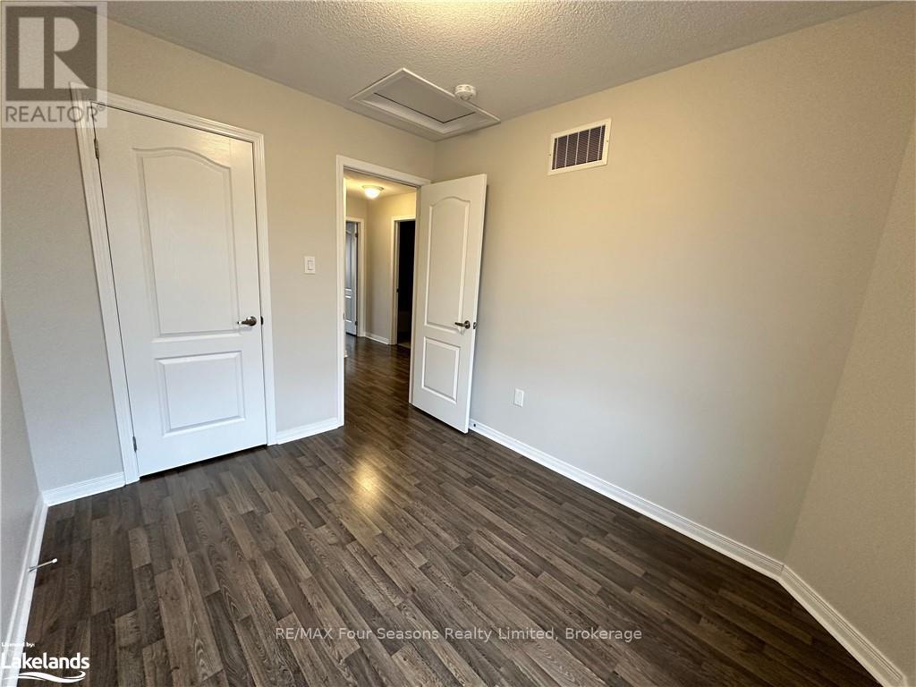 7 Bailey Street, Collingwood, Ontario  L9Y 2L5 - Photo 16 - S13021656