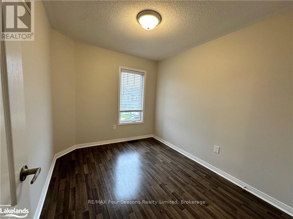 7 Bailey Street, Collingwood, Ontario  L9Y 2L5 - Photo 18 - S13021656