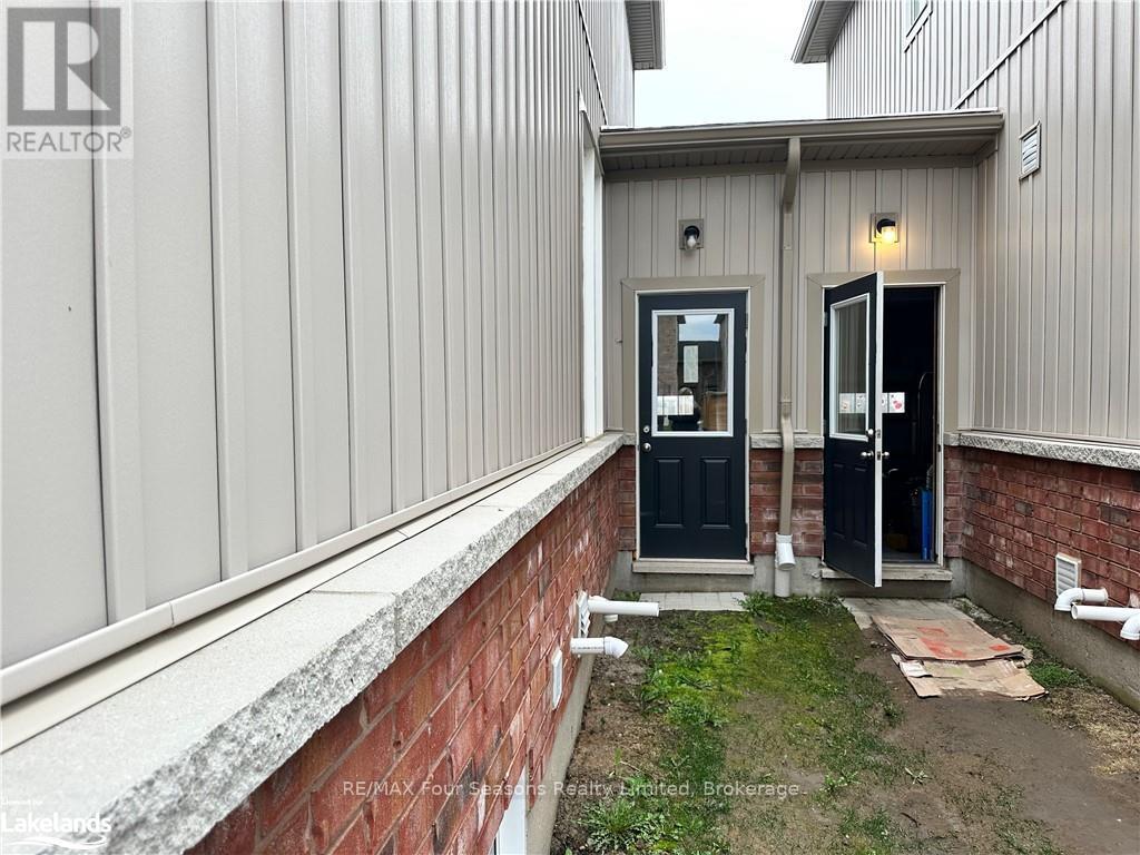 7 Bailey Street, Collingwood, Ontario  L9Y 2L5 - Photo 33 - S13021656