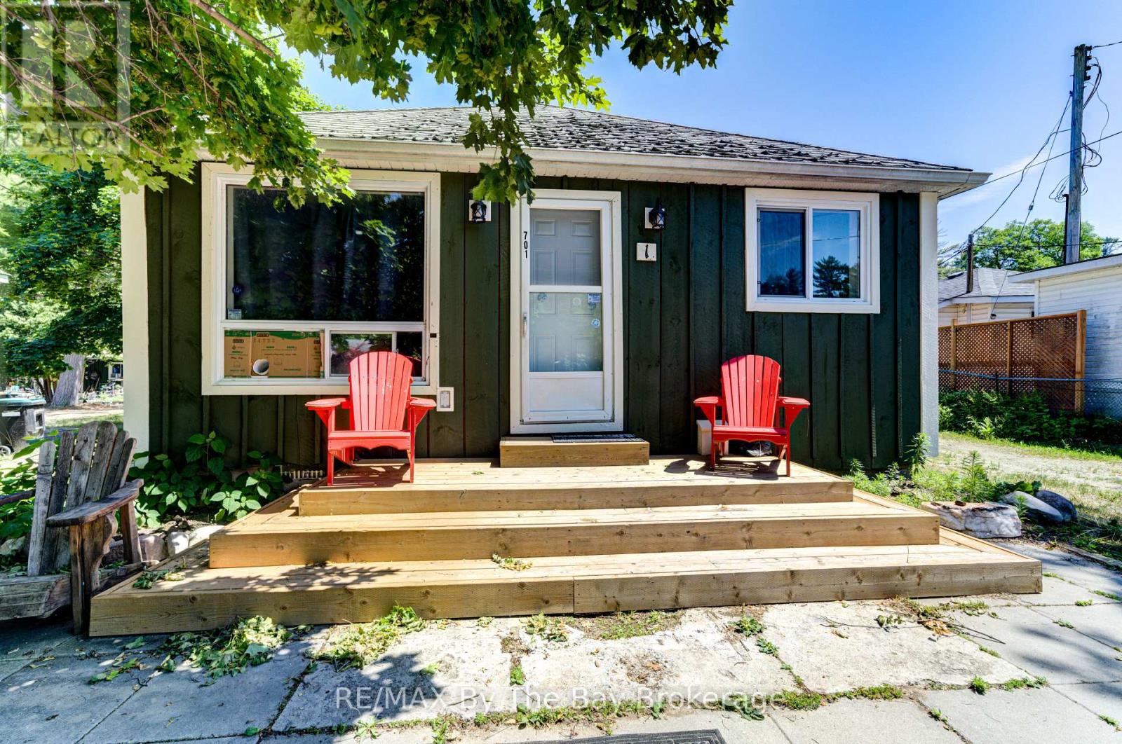 701 RIVER ROAD E, Wasaga Beach, Ontario