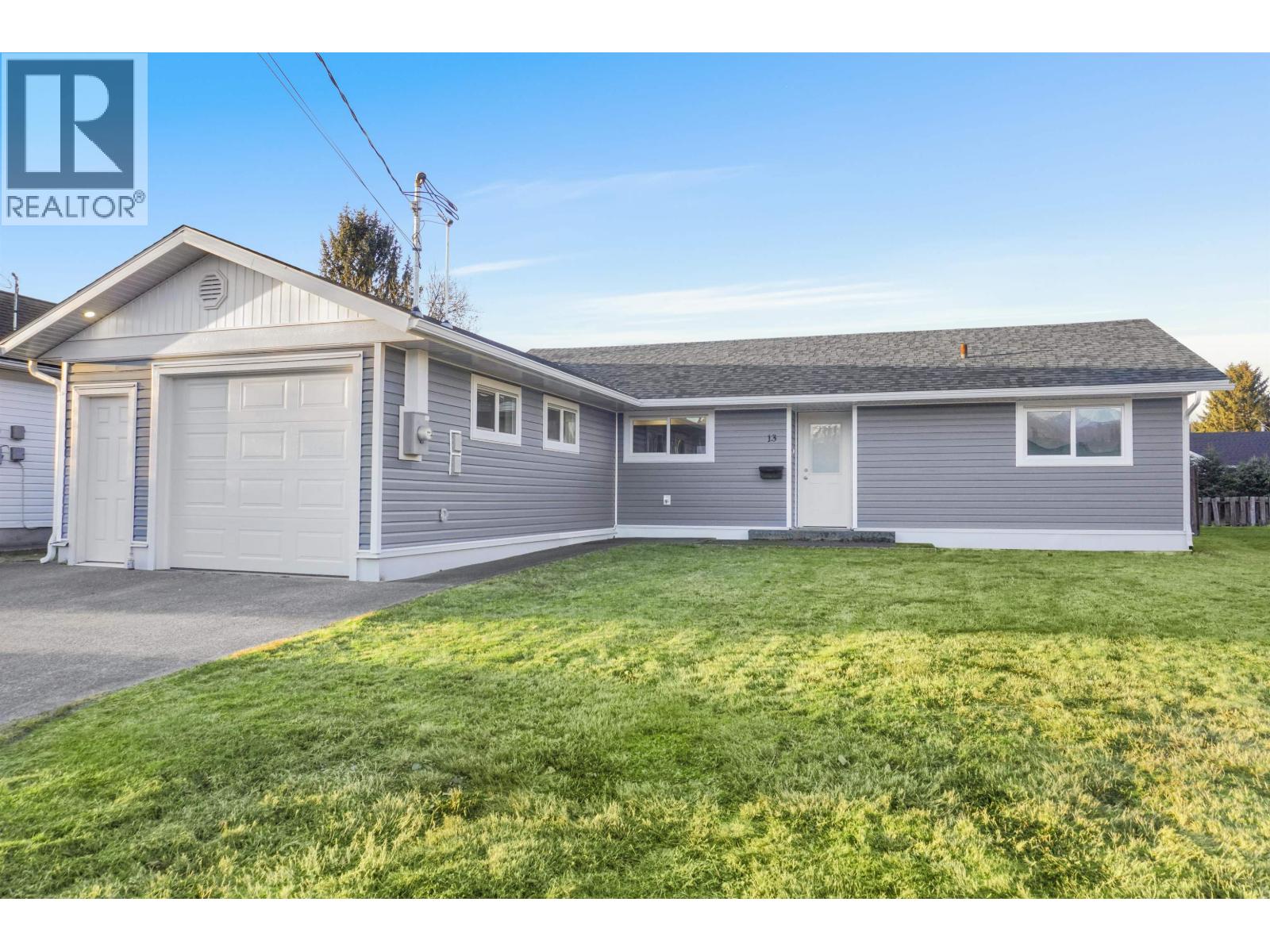 13 Yukon Street, Kitimat, British Columbia  V8C 1Z3 - Photo 1 - R3113460