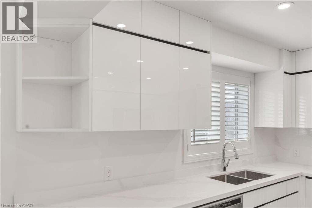 579 Paradise Crescent, Waterloo, Ontario  N2T 2J7 - Photo 11 - 40822249