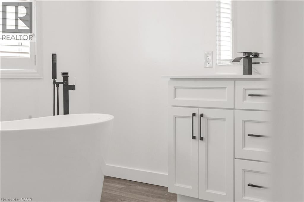 579 Paradise Crescent, Waterloo, Ontario  N2T 2J7 - Photo 28 - 40822249