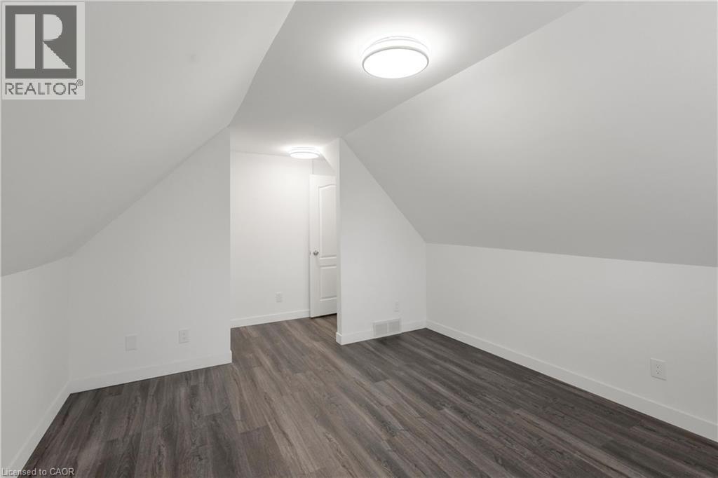 579 Paradise Crescent, Waterloo, Ontario  N2T 2J7 - Photo 32 - 40822249