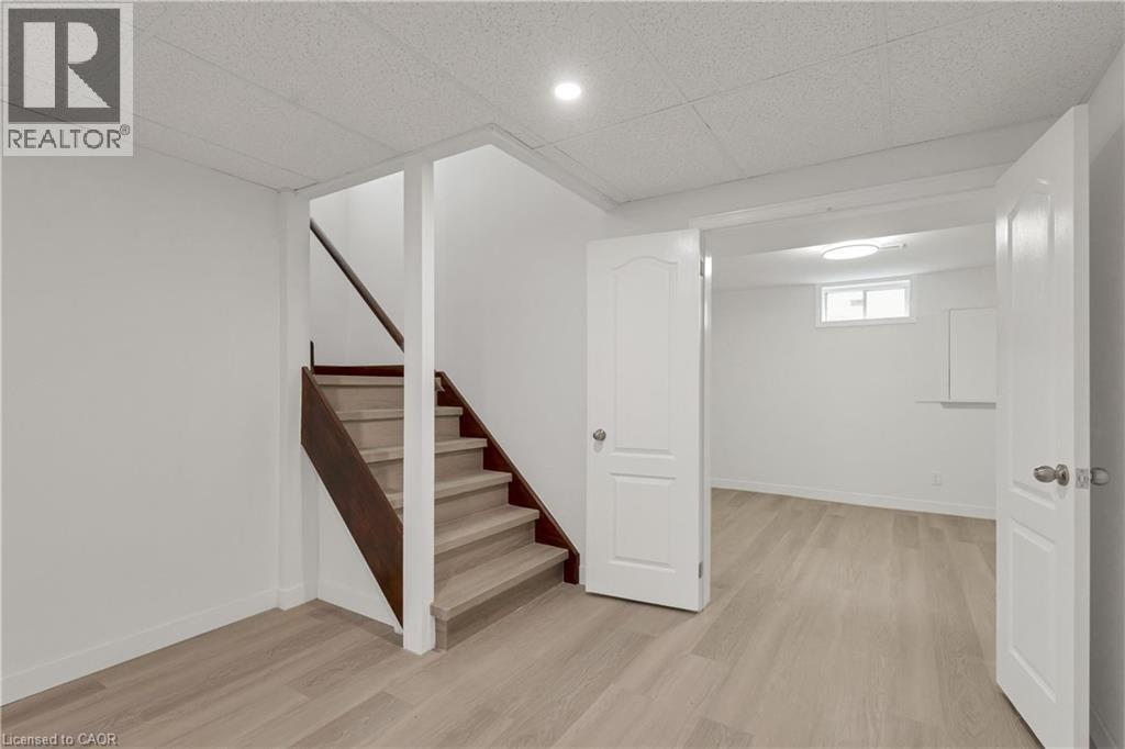 579 Paradise Crescent, Waterloo, Ontario  N2T 2J7 - Photo 36 - 40822249