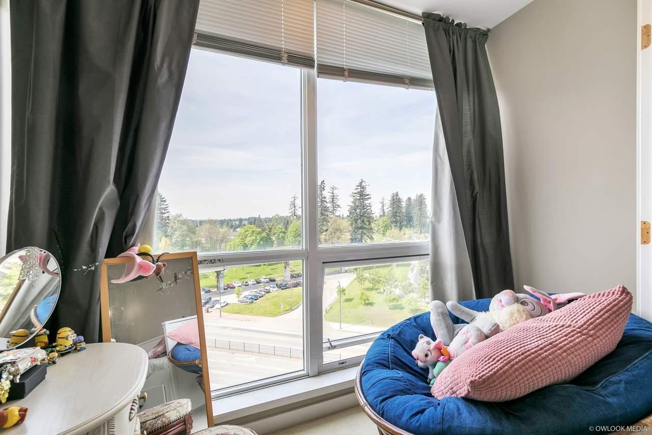 910 13618 100 Avenue, Surrey, British Columbia  V3T 0A8 - Photo 4 - R3113533