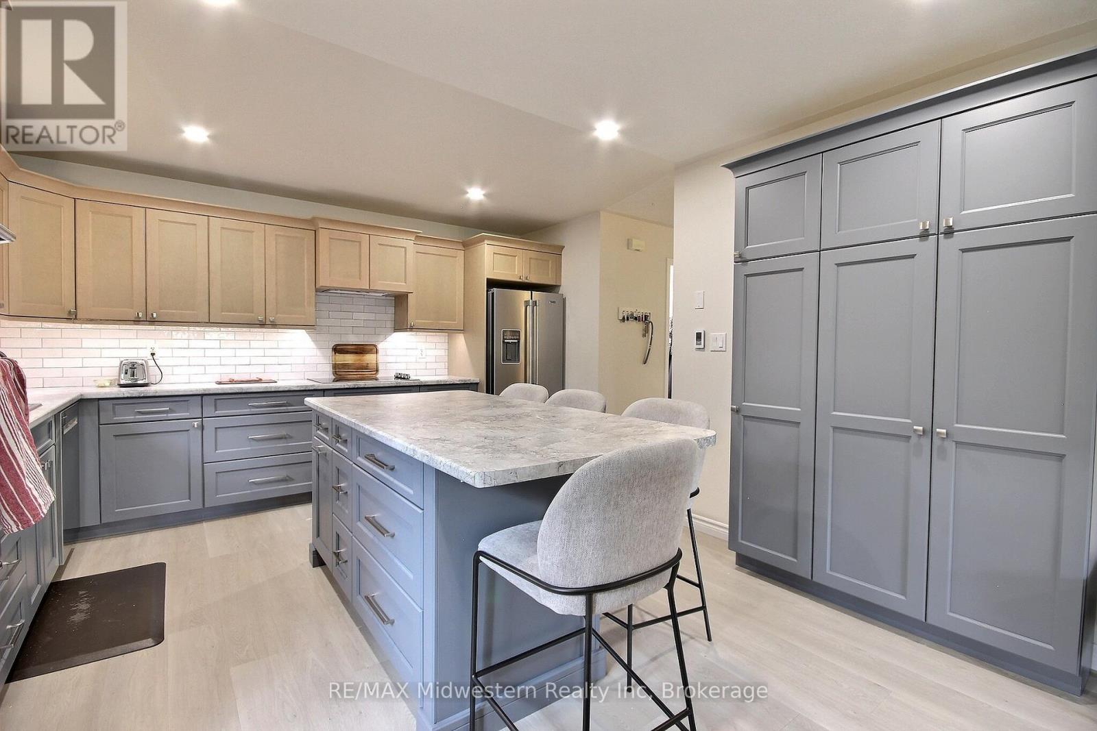 380 Havelock Avenue S, North Perth, Ontario  N4W 3T4 - Photo 8 - X13021756