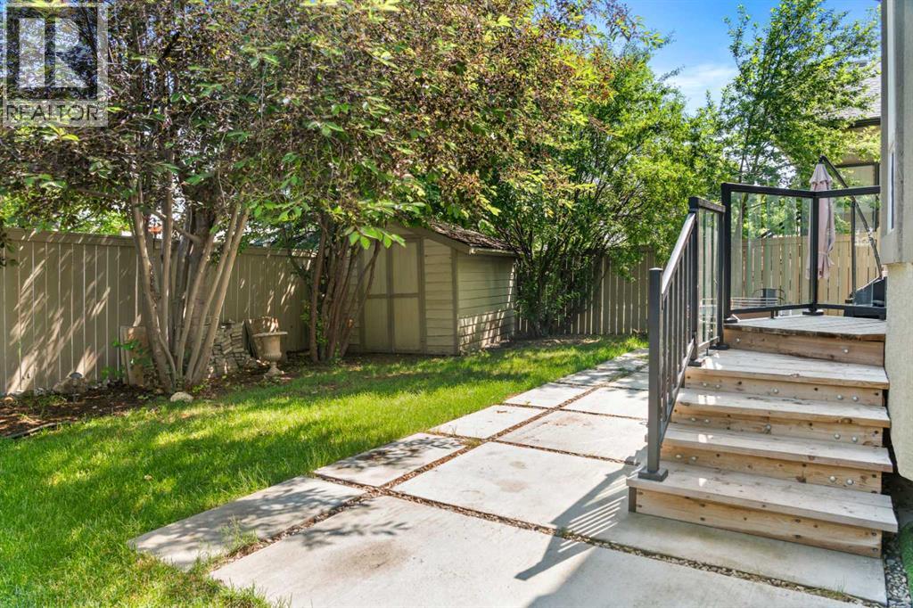 95 Sierra Nevada Green SW, Calgary, Alberta  T3H 3R2 - Photo 38 - A2297841