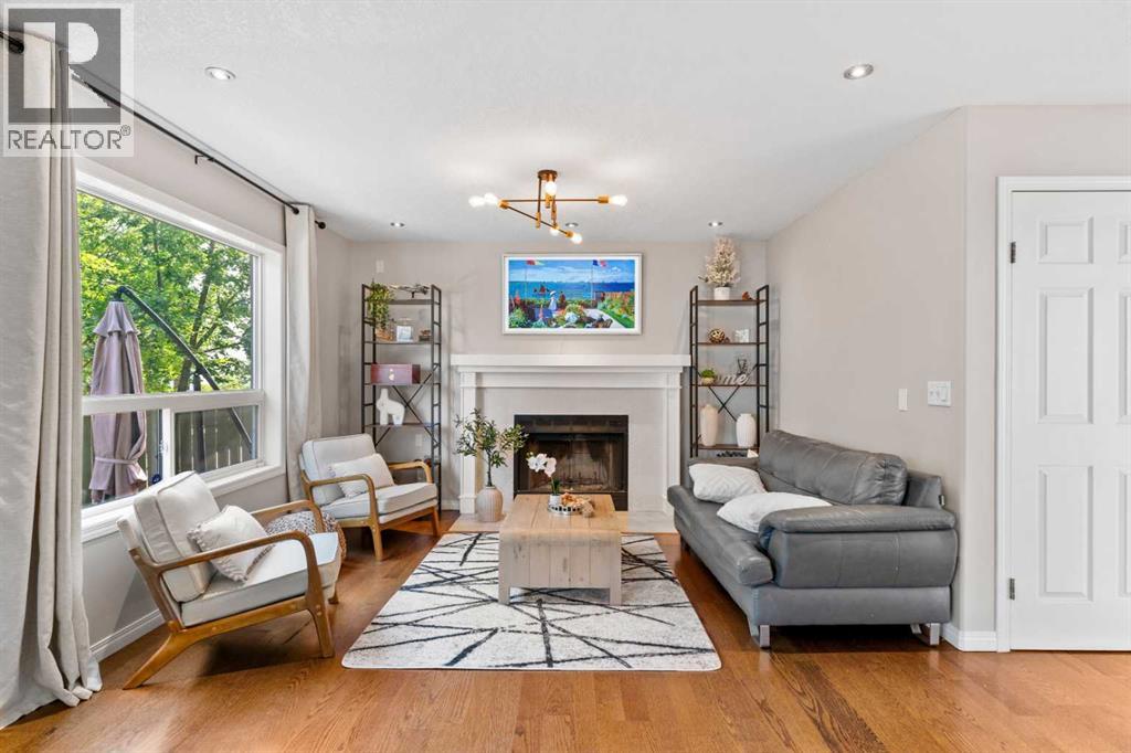 95 Sierra Nevada Green SW, Calgary, Alberta  T3H 3R2 - Photo 5 - A2297841