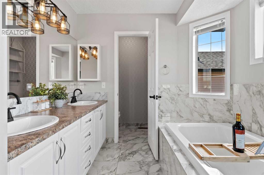 95 Sierra Nevada Green SW, Calgary, Alberta  T3H 3R2 - Photo 21 - A2297841