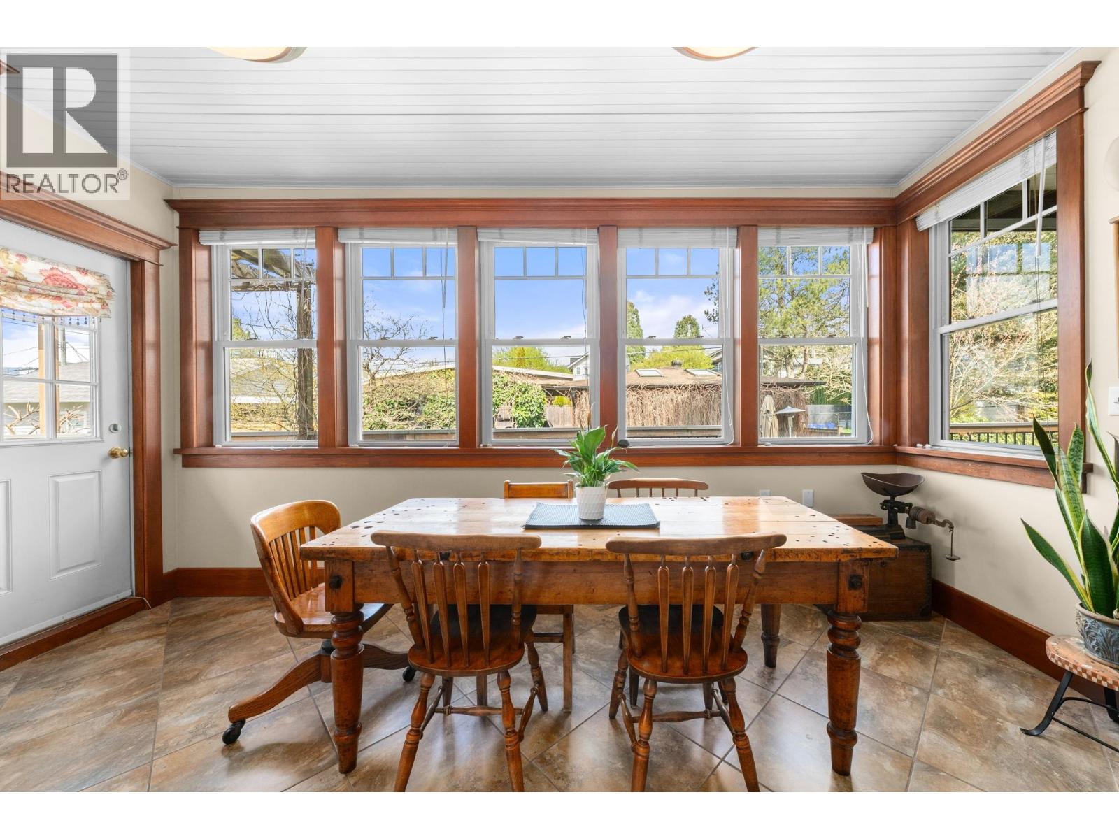 628 E 5th Street, North Vancouver, British Columbia  V7L 1M7 - Photo 19 - R3111195