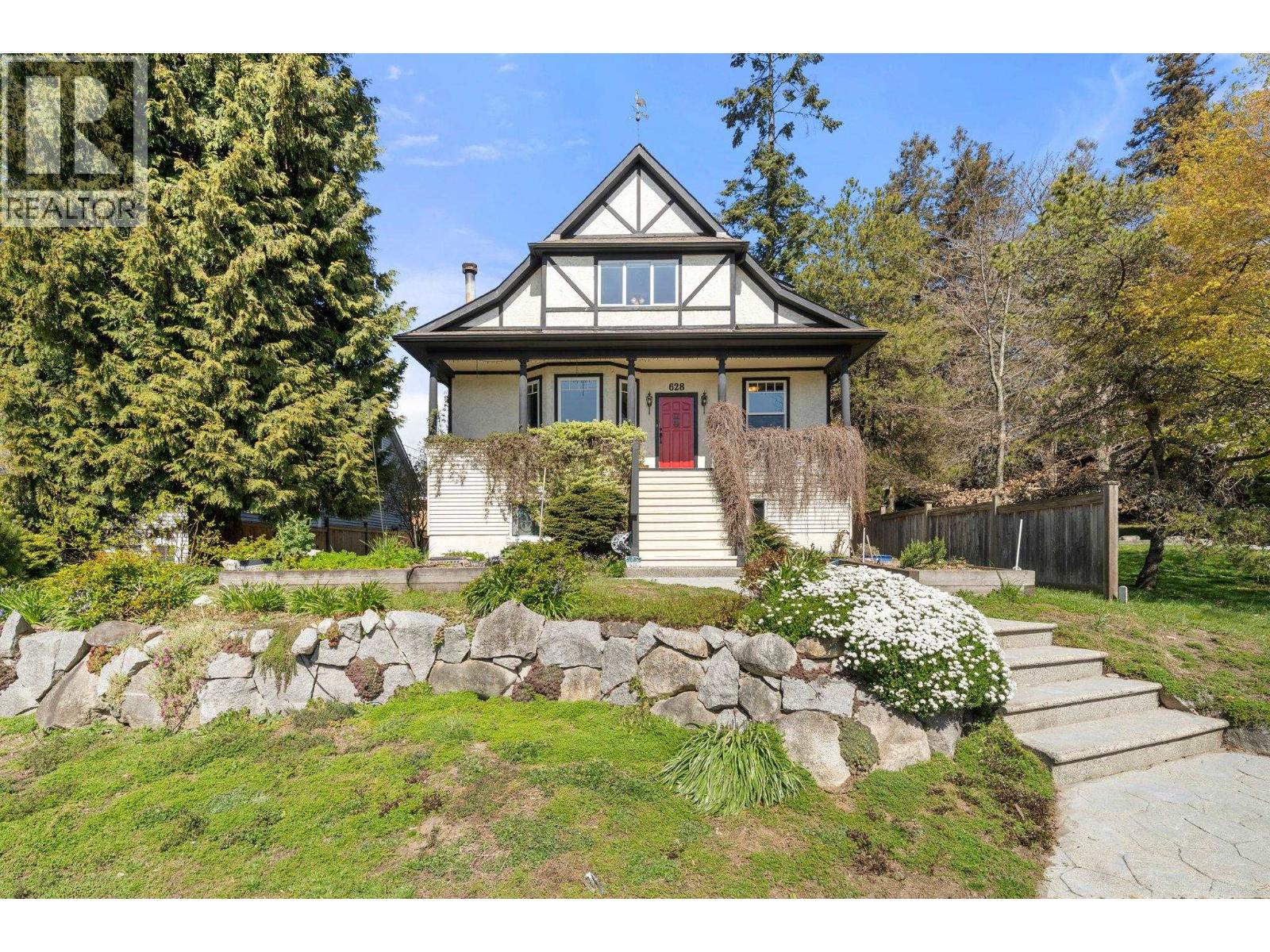 628 E 5th Street, North Vancouver, British Columbia  V7L 1M7 - Photo 38 - R3111195