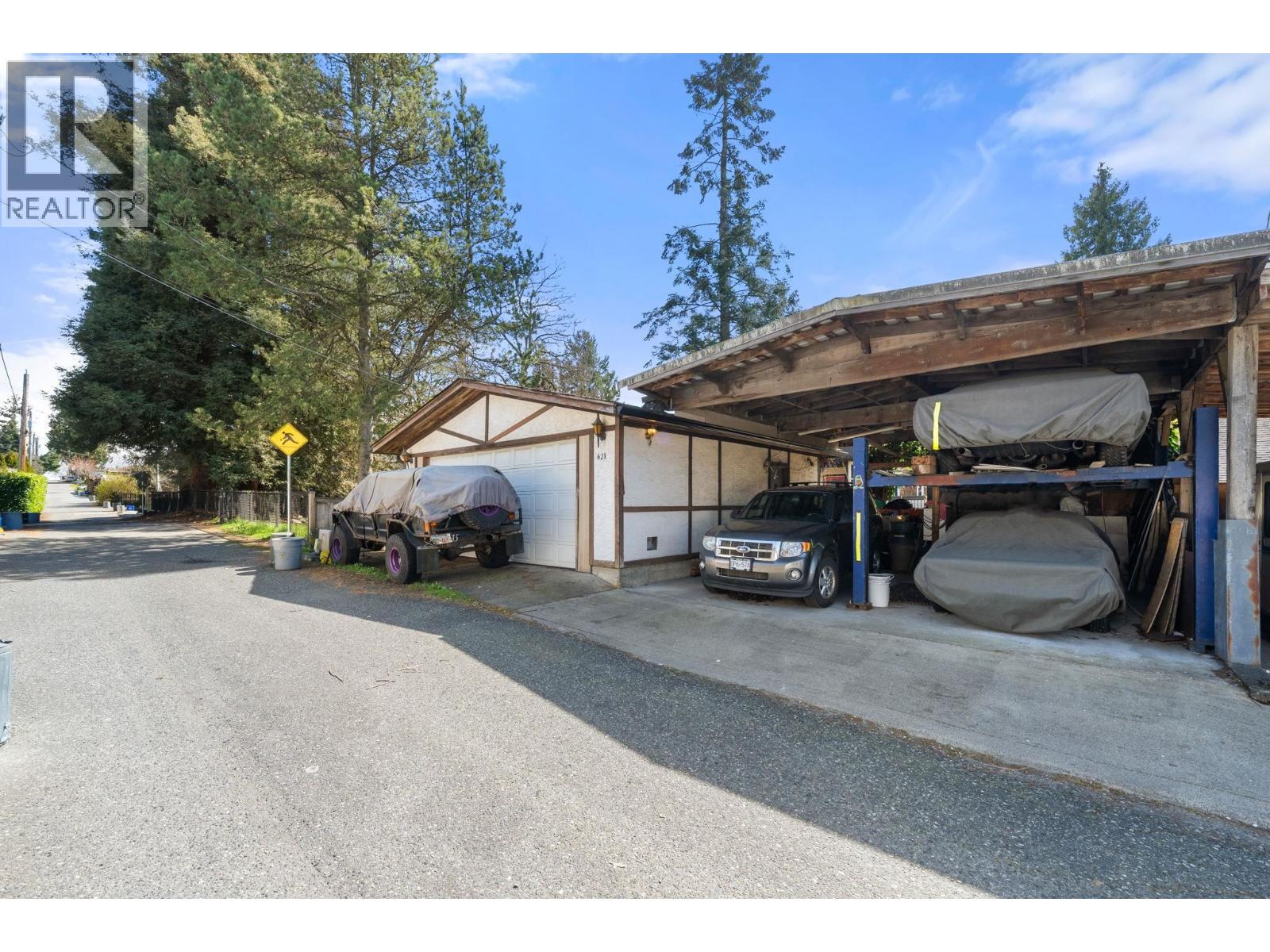 628 E 5th Street, North Vancouver, British Columbia  V7L 1M7 - Photo 37 - R3111195