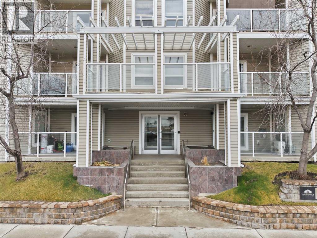 109, 270 Shawville Way, Calgary, Alberta  T2Y 3Z7 - Photo 2 - A2302472