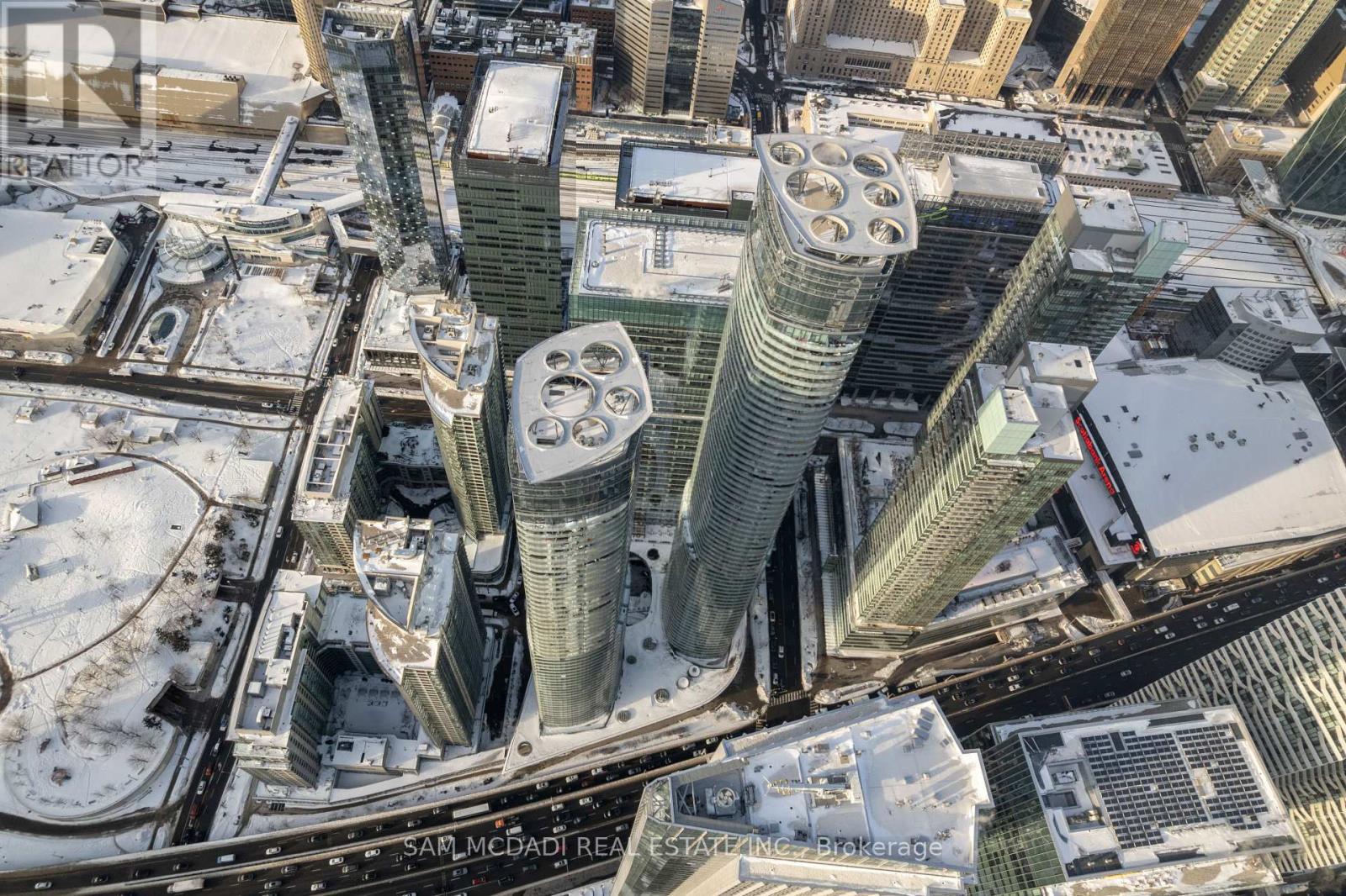 2307 - 12 York Street, Toronto, Ontario  M5J 0A9 - Photo 25 - C13021614