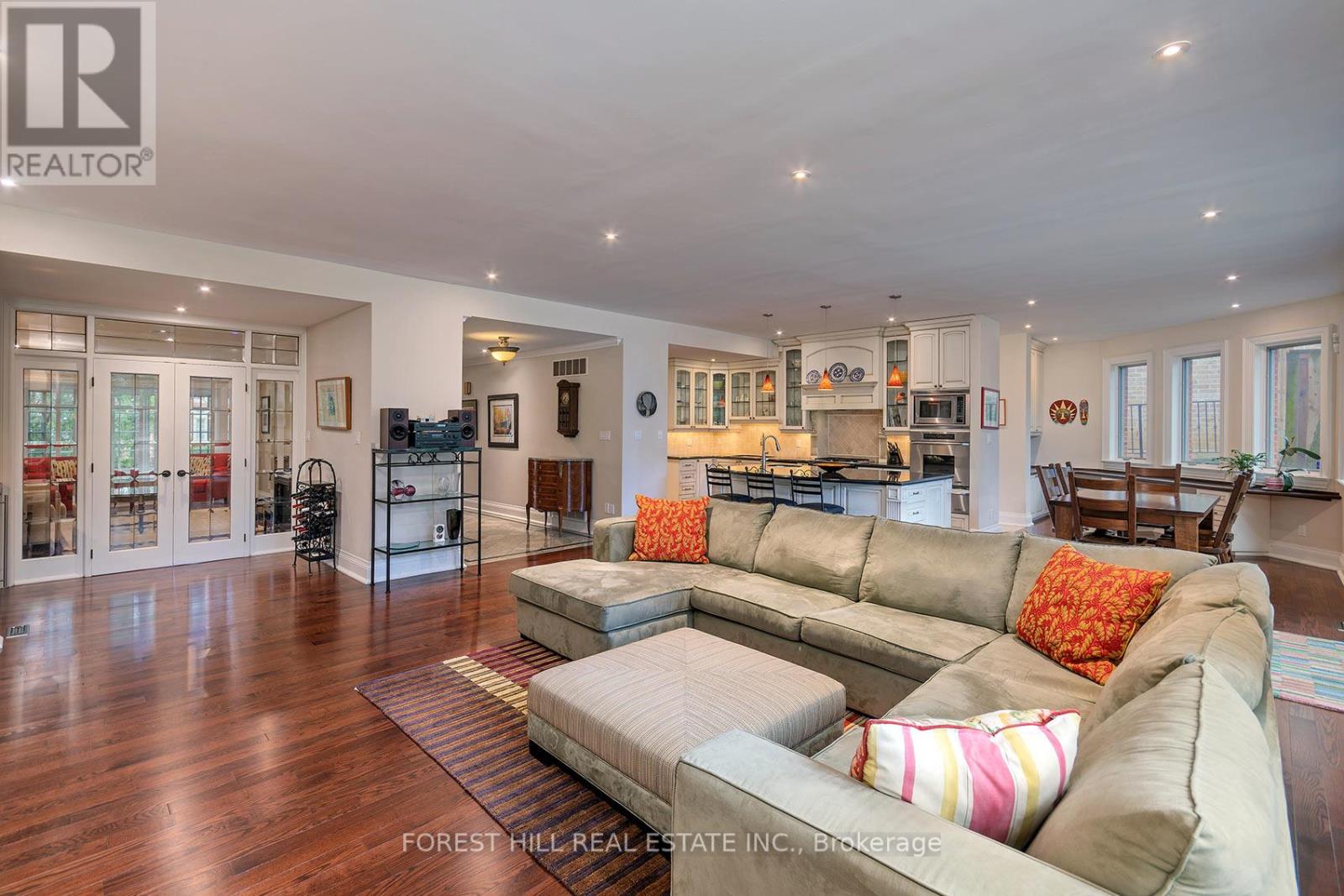 120 Glenayr Road, Toronto, Ontario  M5P 3C2 - Photo 5 - C13021624