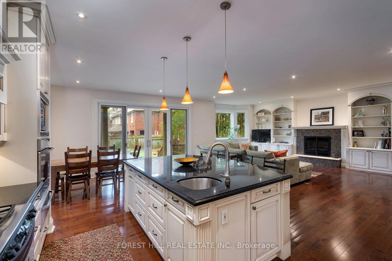 120 Glenayr Road, Toronto, Ontario  M5P 3C2 - Photo 9 - C13021624