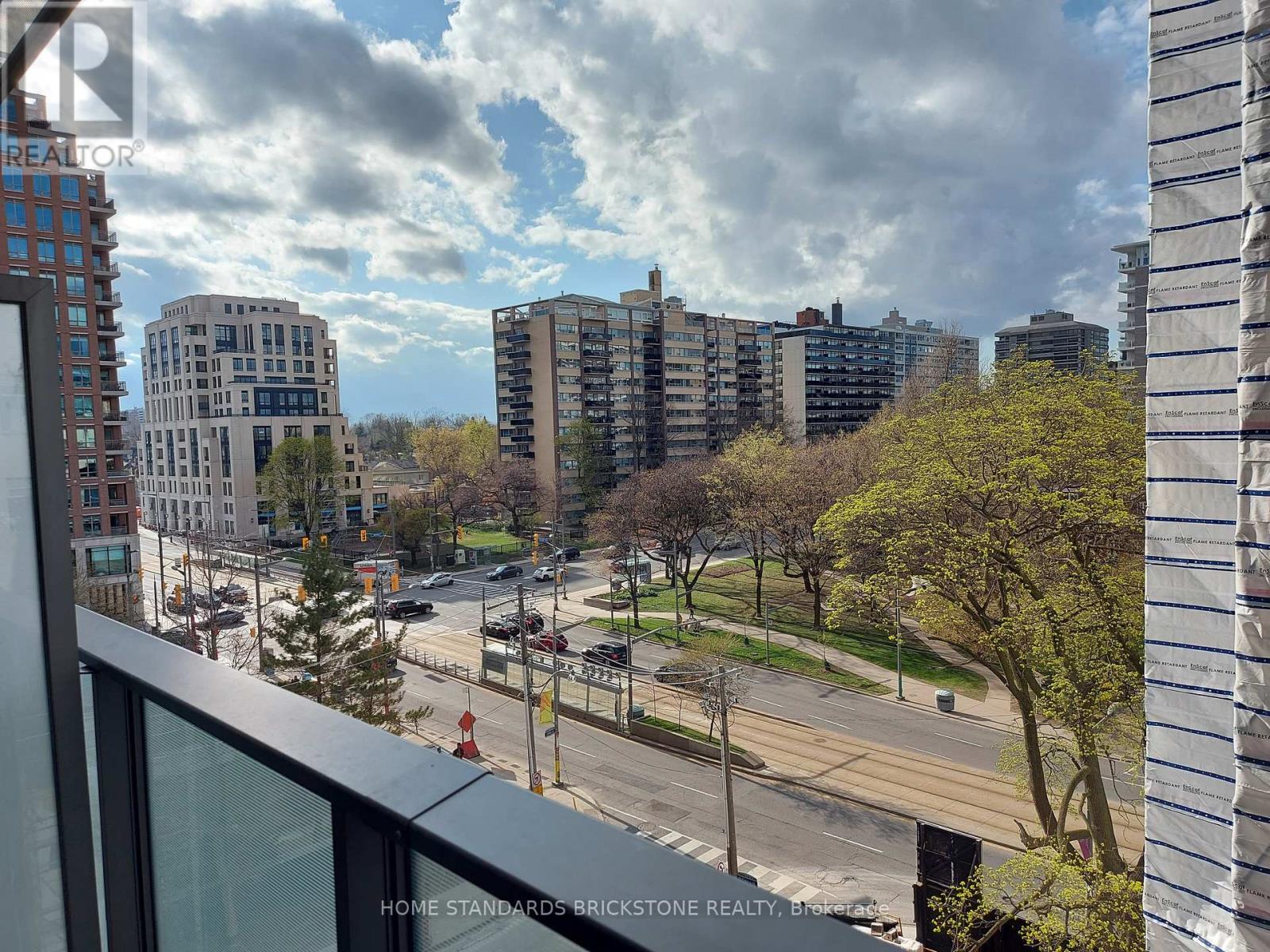 605 - 99 Foxbar Road, Toronto, Ontario  M4V 0B2 - Photo 8 - C13021638