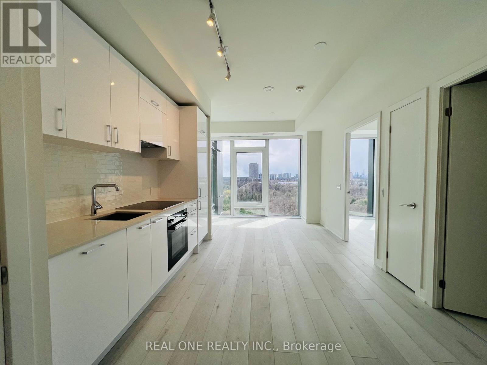 1110 - 5 Quarrington Lane, Toronto, Ontario  M3C 0S5 - Photo 3 - C13021648