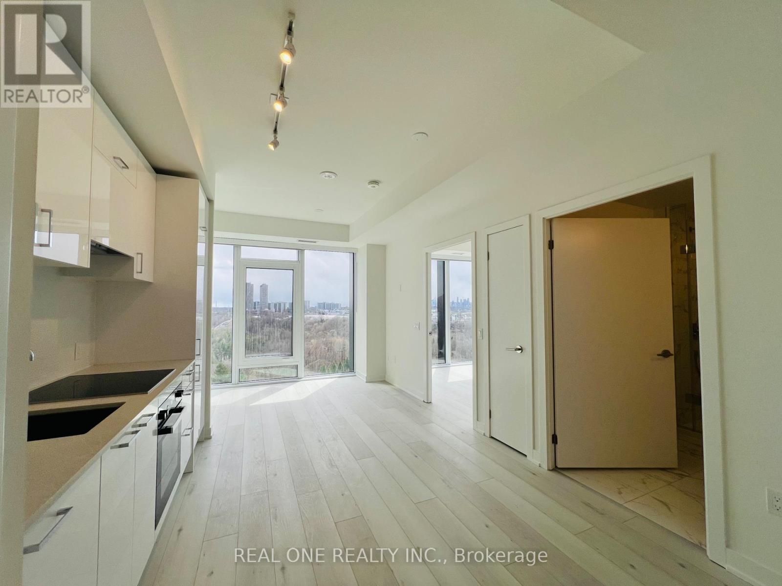 1110 - 5 Quarrington Lane, Toronto, Ontario  M3C 0S5 - Photo 4 - C13021648