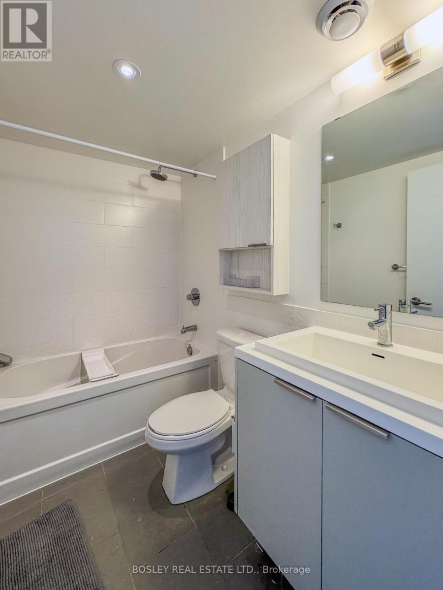 1704 - 2 Sonic Way, Toronto, Ontario  M3C 0P2 - Photo 12 - C13021694