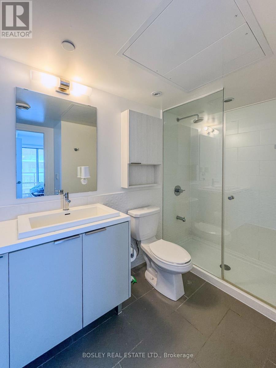 1704 - 2 Sonic Way, Toronto, Ontario  M3C 0P2 - Photo 4 - C13021694