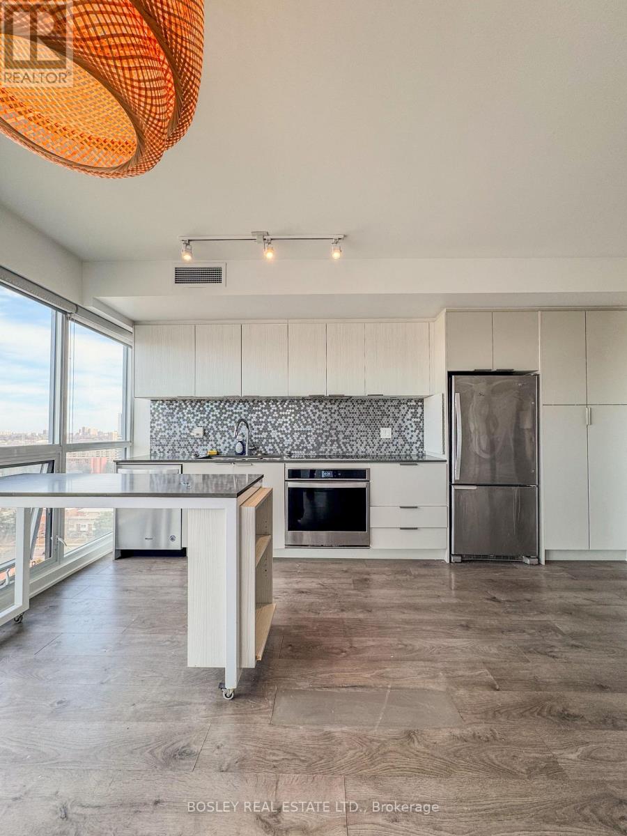 1704 - 2 Sonic Way, Toronto, Ontario  M3C 0P2 - Photo 8 - C13021694