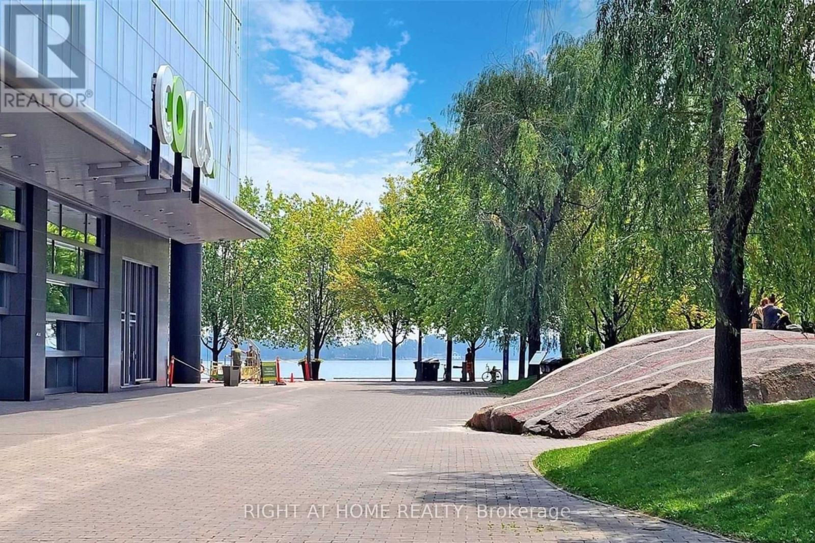 1902 - 15 Lower Jarvis Street, Toronto, Ontario  M5E 0C4 - Photo 23 - C13021710