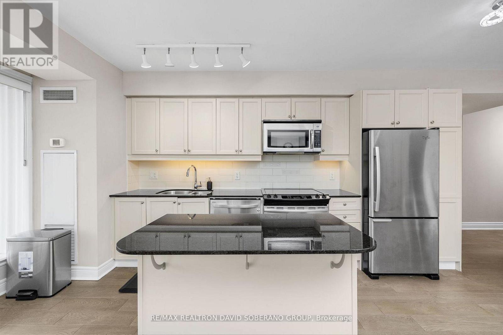 315 - 701 Sheppard Avenue W, Toronto, Ontario  M3H 0B2 - Photo 15 - C13021724