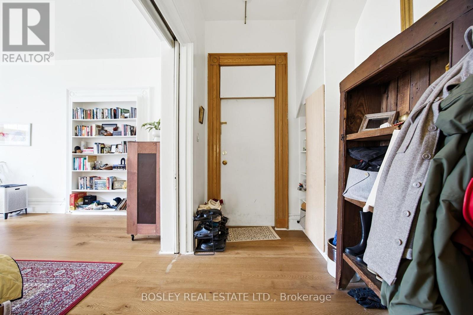 85 Walmer Road, Toronto, Ontario  M5R 2X6 - Photo 8 - C13021728