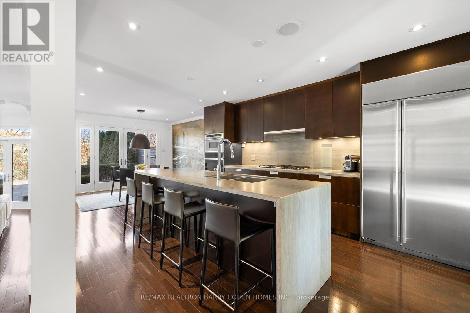 215 Lonsmount Drive, Toronto, Ontario  M5P 2Y6 - Photo 9 - C13021760