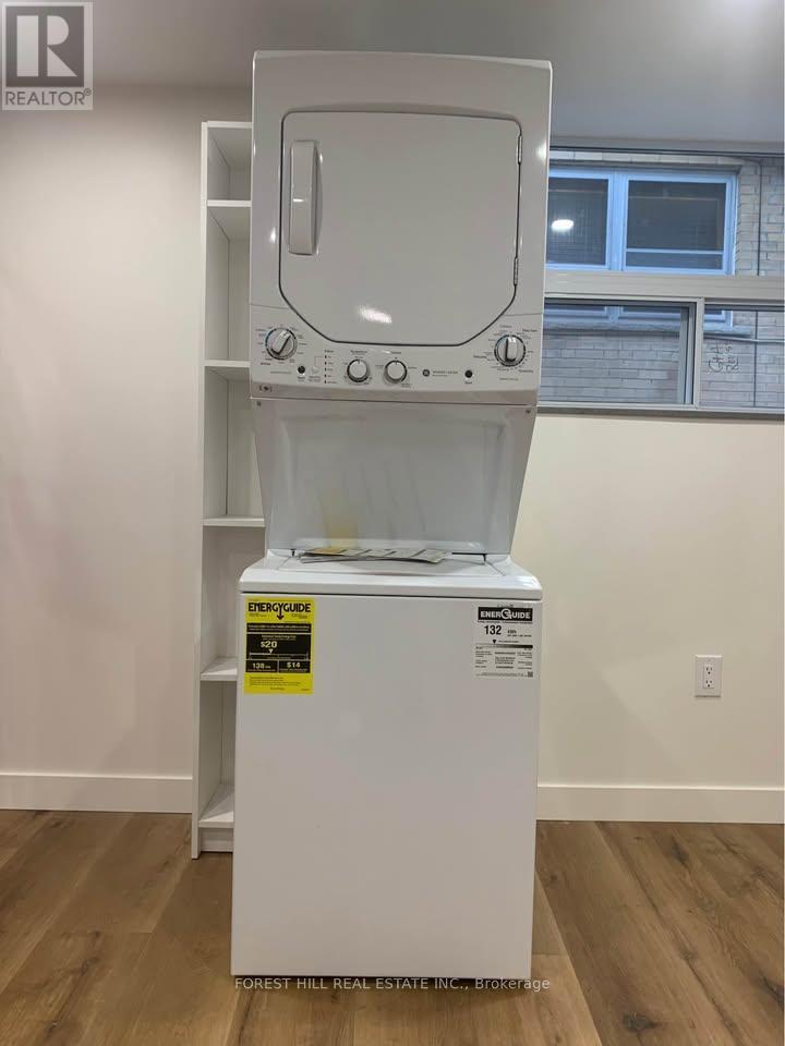 Lower - 4 Hyfan Court, Toronto, Ontario  M3H 5M8 - Photo 8 - C13021774