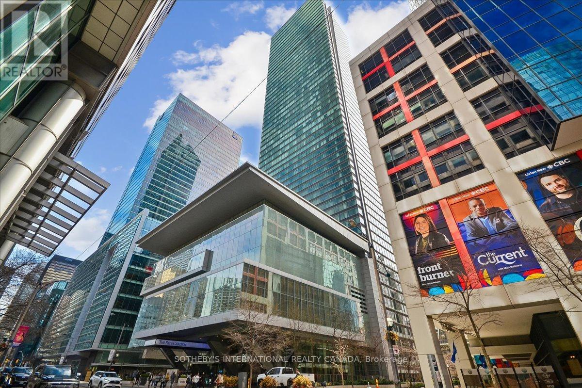 3703 - 183 WELLINGTON STREET W, Toronto, Ontario