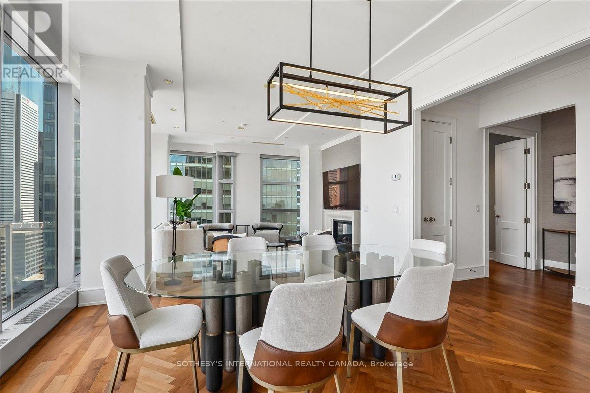 3703 - 183 Wellington Street W, Toronto, Ontario  M5V 0A1 - Photo 17 - C13021780