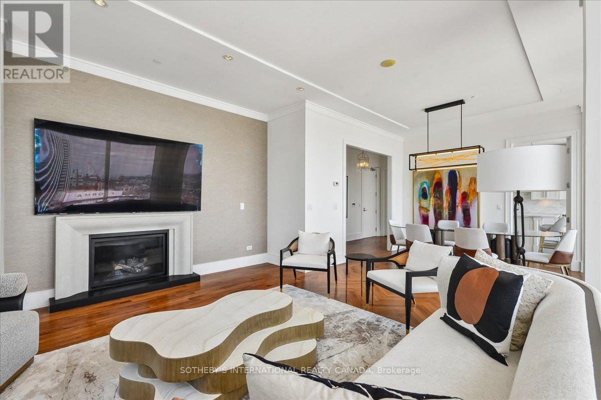 3703 - 183 Wellington Street W, Toronto, Ontario  M5V 0A1 - Photo 21 - C13021780