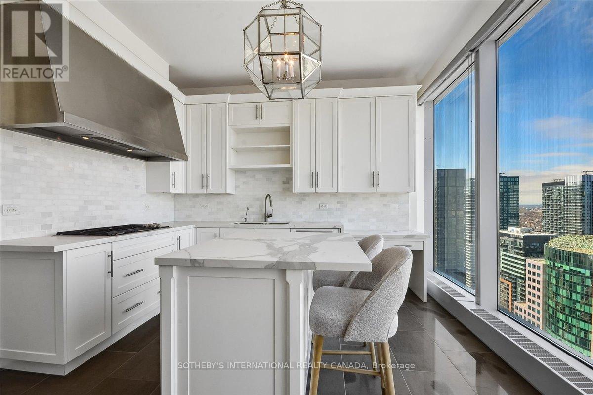 3703 - 183 Wellington Street W, Toronto, Ontario  M5V 0A1 - Photo 25 - C13021780