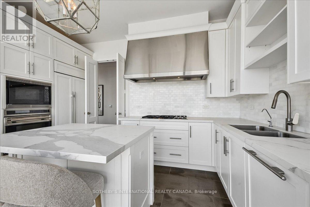 3703 - 183 Wellington Street W, Toronto, Ontario  M5V 0A1 - Photo 29 - C13021780