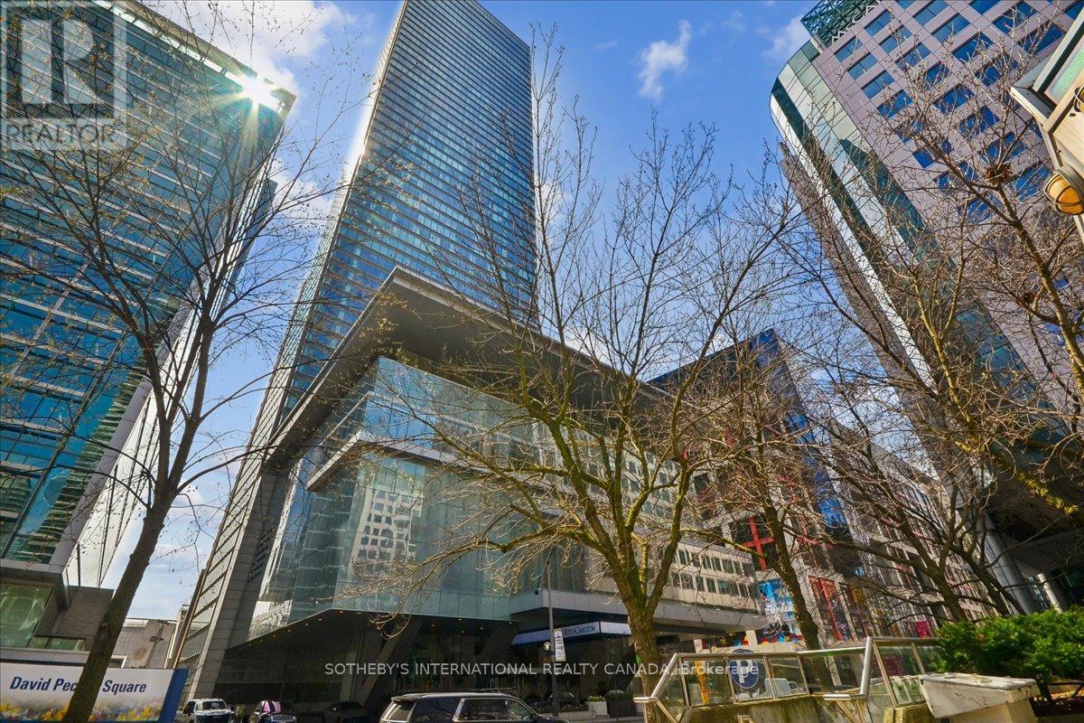 3703 - 183 Wellington Street W, Toronto, Ontario  M5V 0A1 - Photo 4 - C13021780