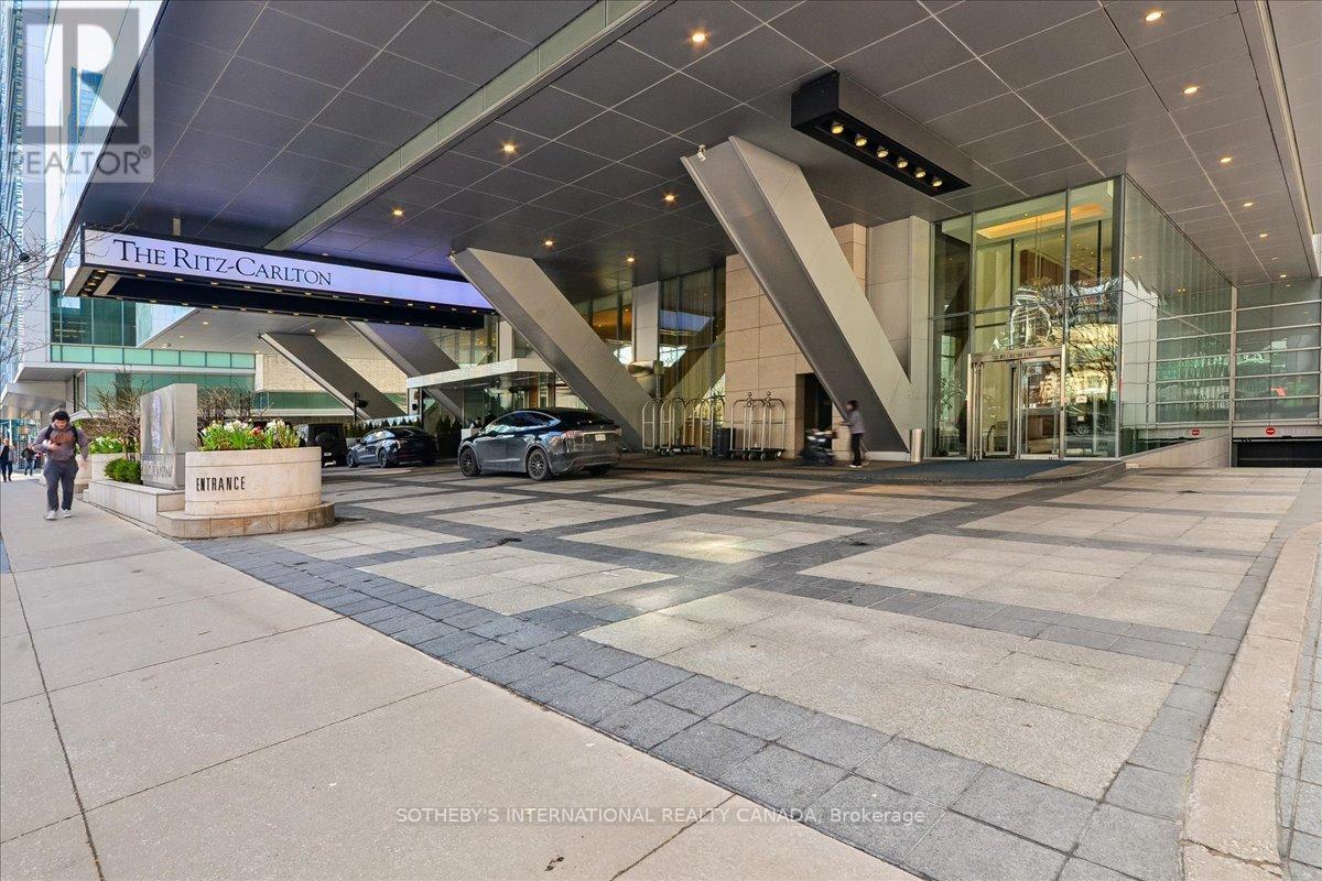 3703 - 183 Wellington Street W, Toronto, Ontario  M5V 0A1 - Photo 6 - C13021780