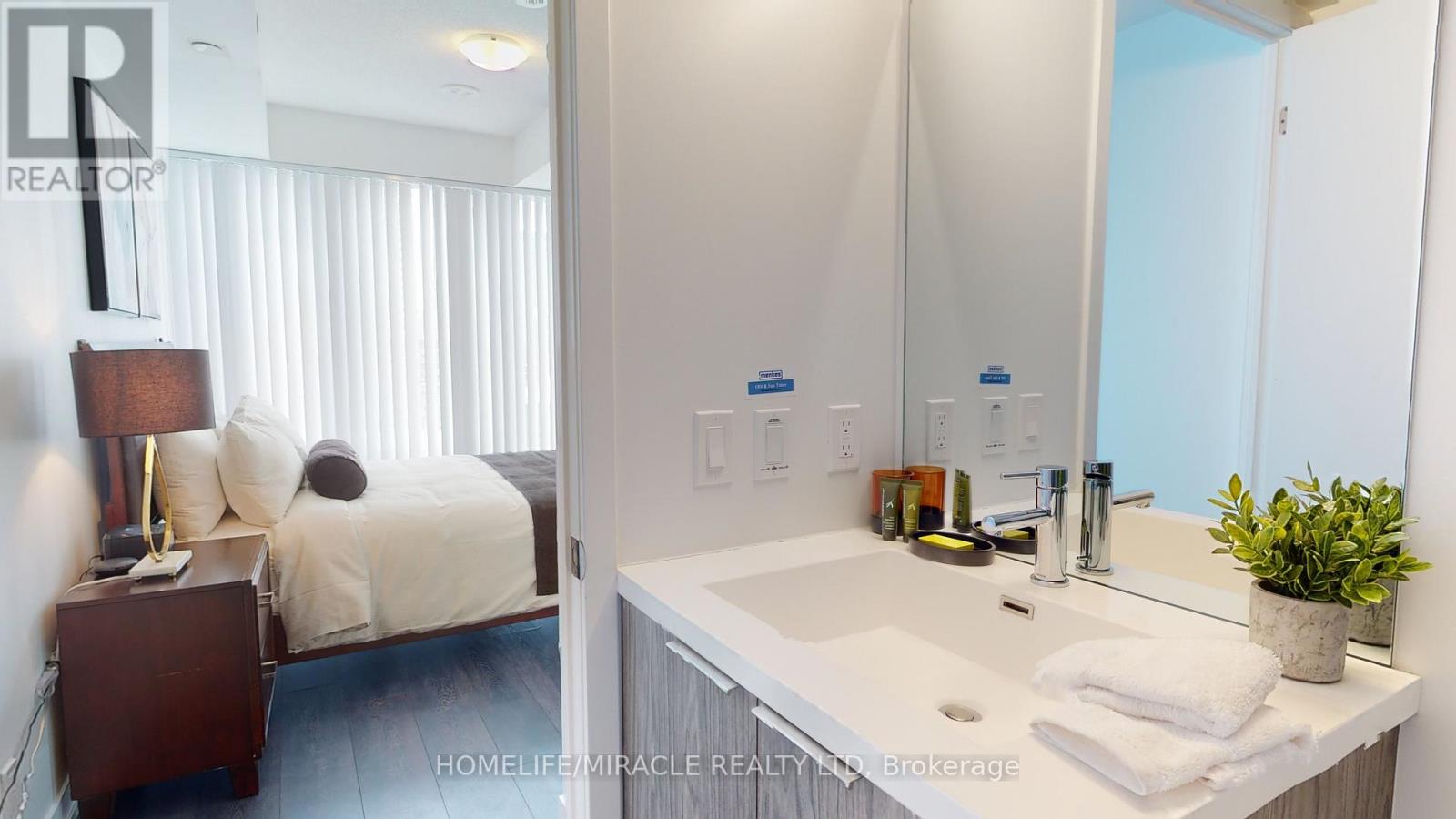 2707 - 60 Shuter Street, Toronto, Ontario  M5B 0B7 - Photo 37 - C13021830