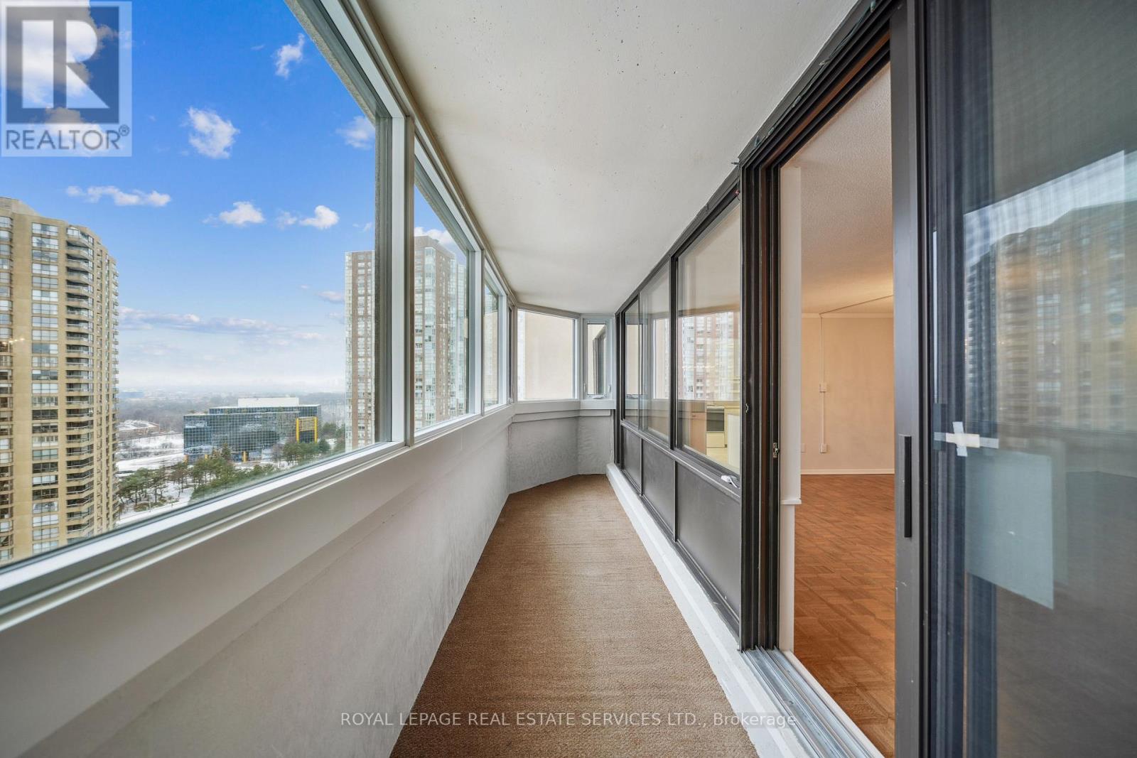 2001 - 75 Wynford Heights Crescent, Toronto, Ontario  M3C 3H9 - Photo 13 - C13021832