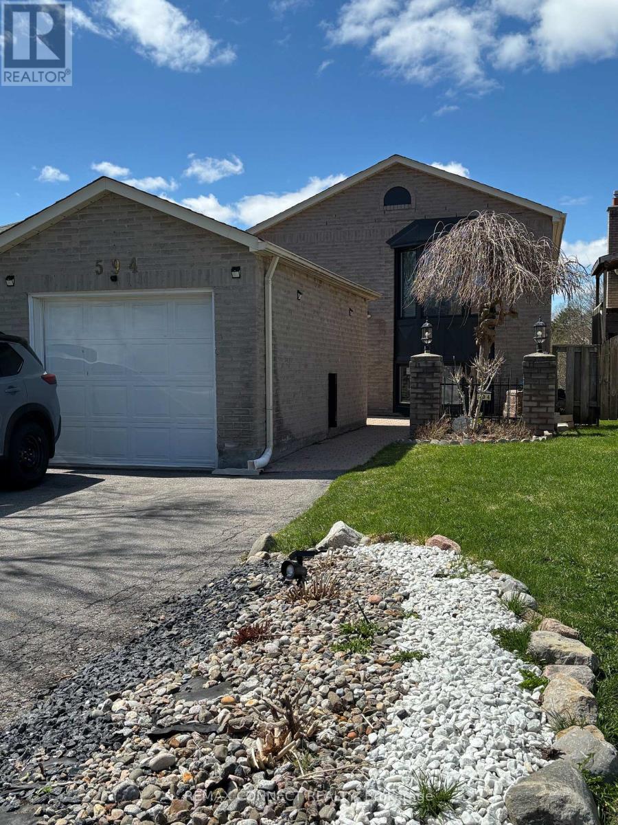 594 Waverly Street N, Oshawa, Ontario  L1J 7G1 - Photo 5 - E13021814