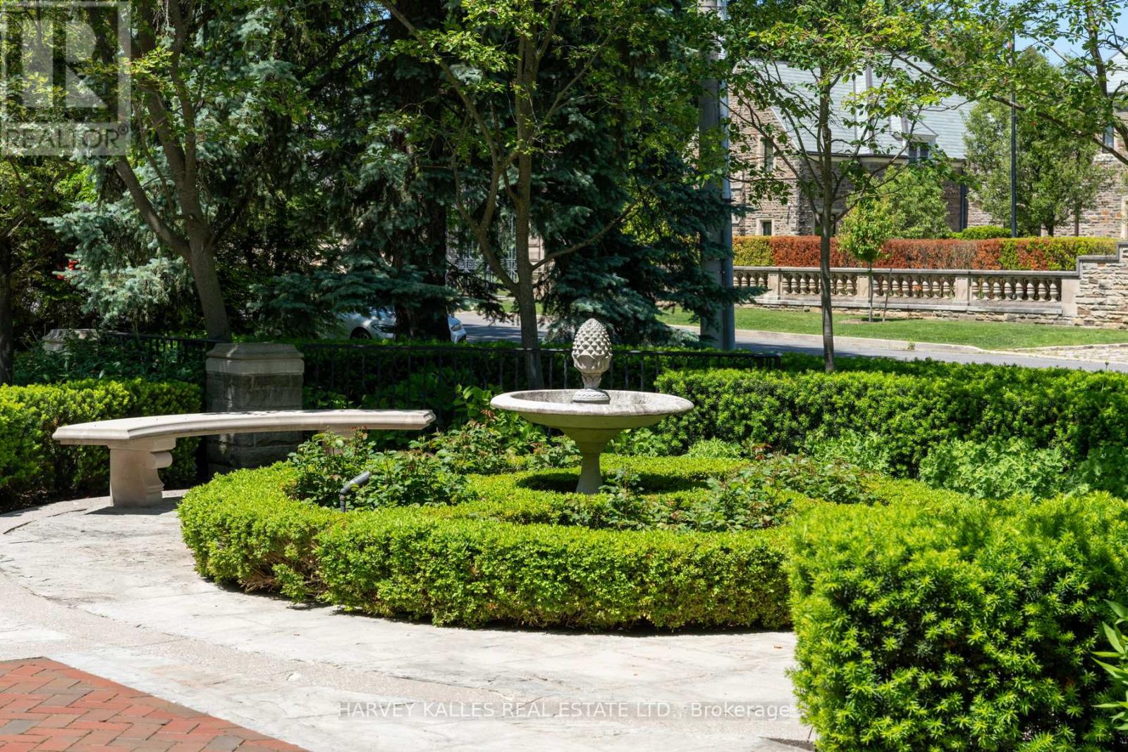 175 Teddington Park Avenue, Toronto, Ontario  M4N 2C8 - Photo 36 - C13020262