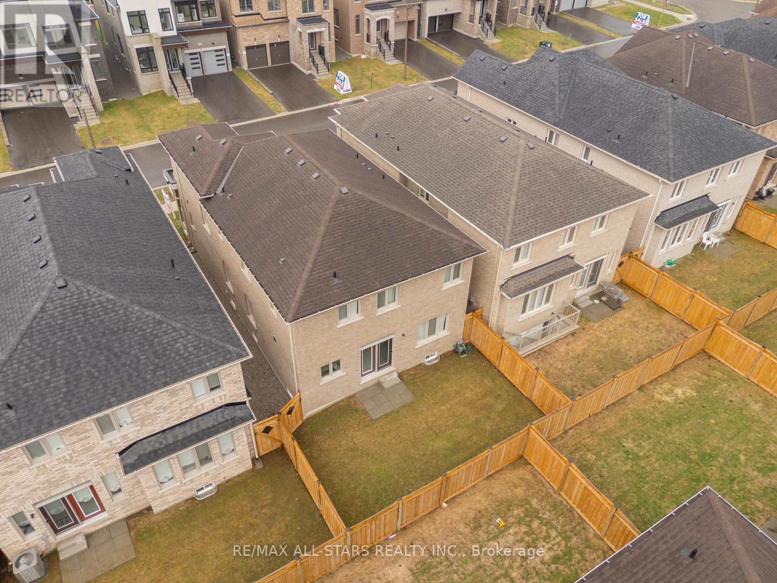 214 Fallharvest Way, Whitchurch-Stouffville, Ontario  L4A 5C2 - Photo 44 - N13000738